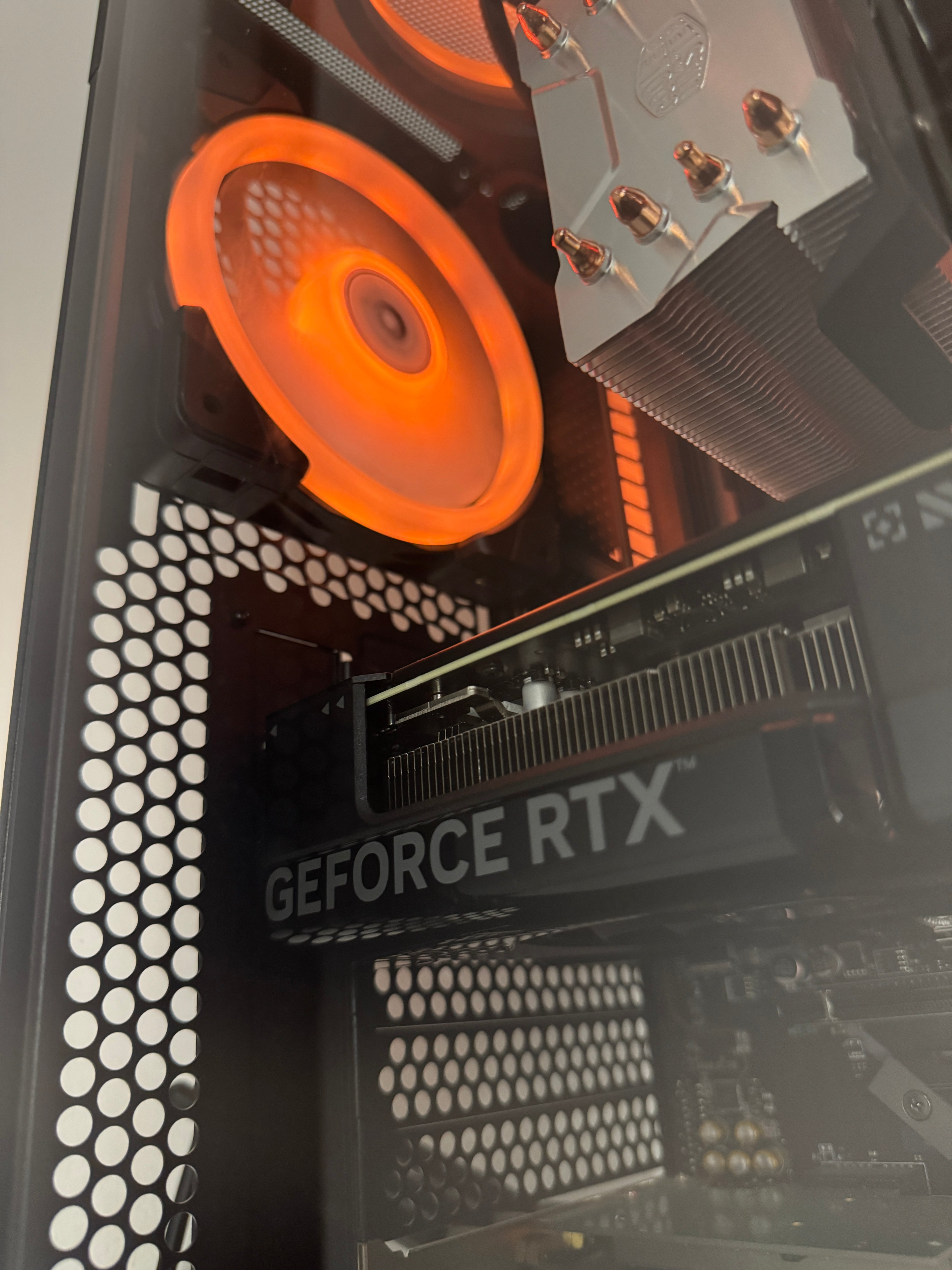 RTX 4070 GAMING PC