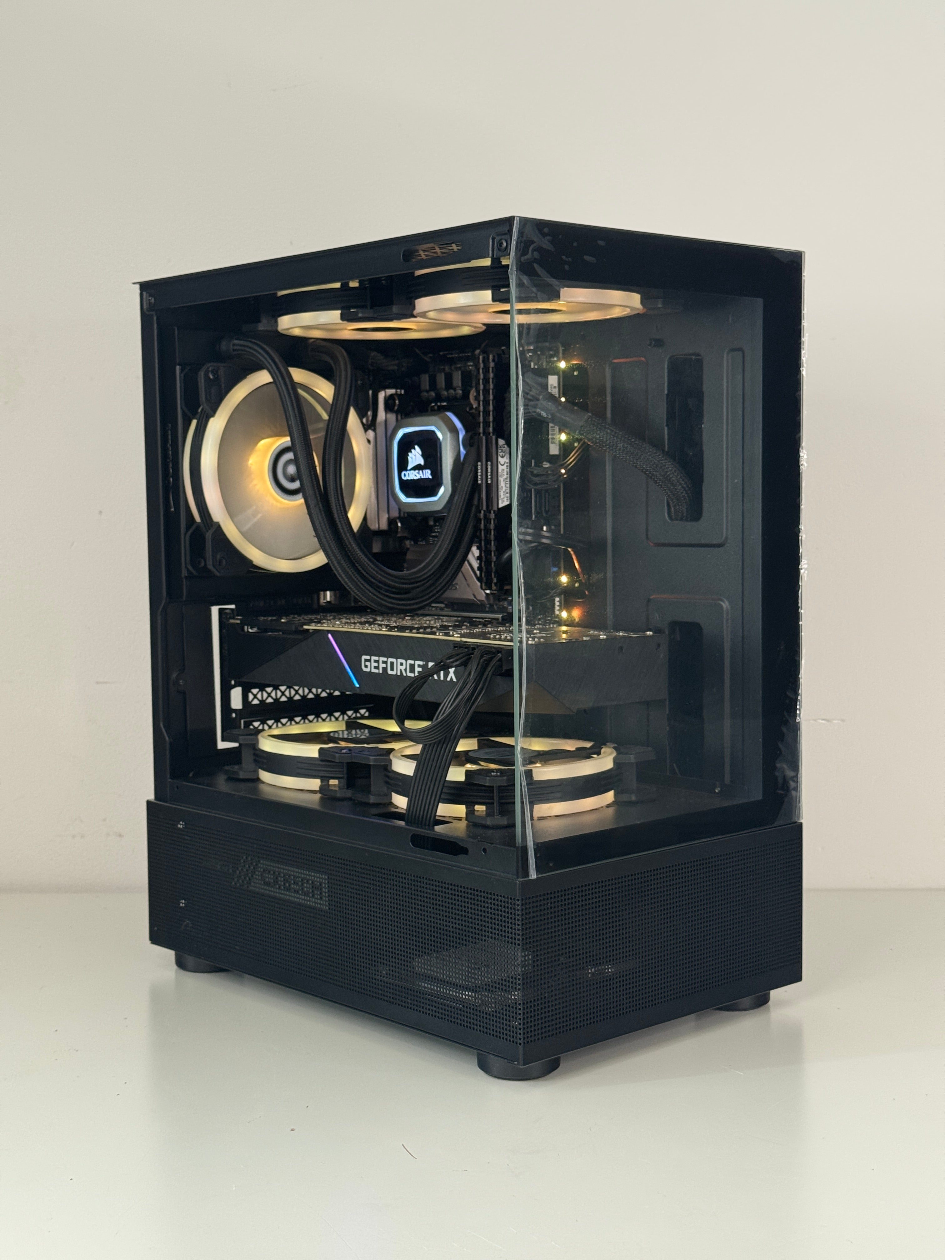 RTX 2080 SUPER GAMING PC