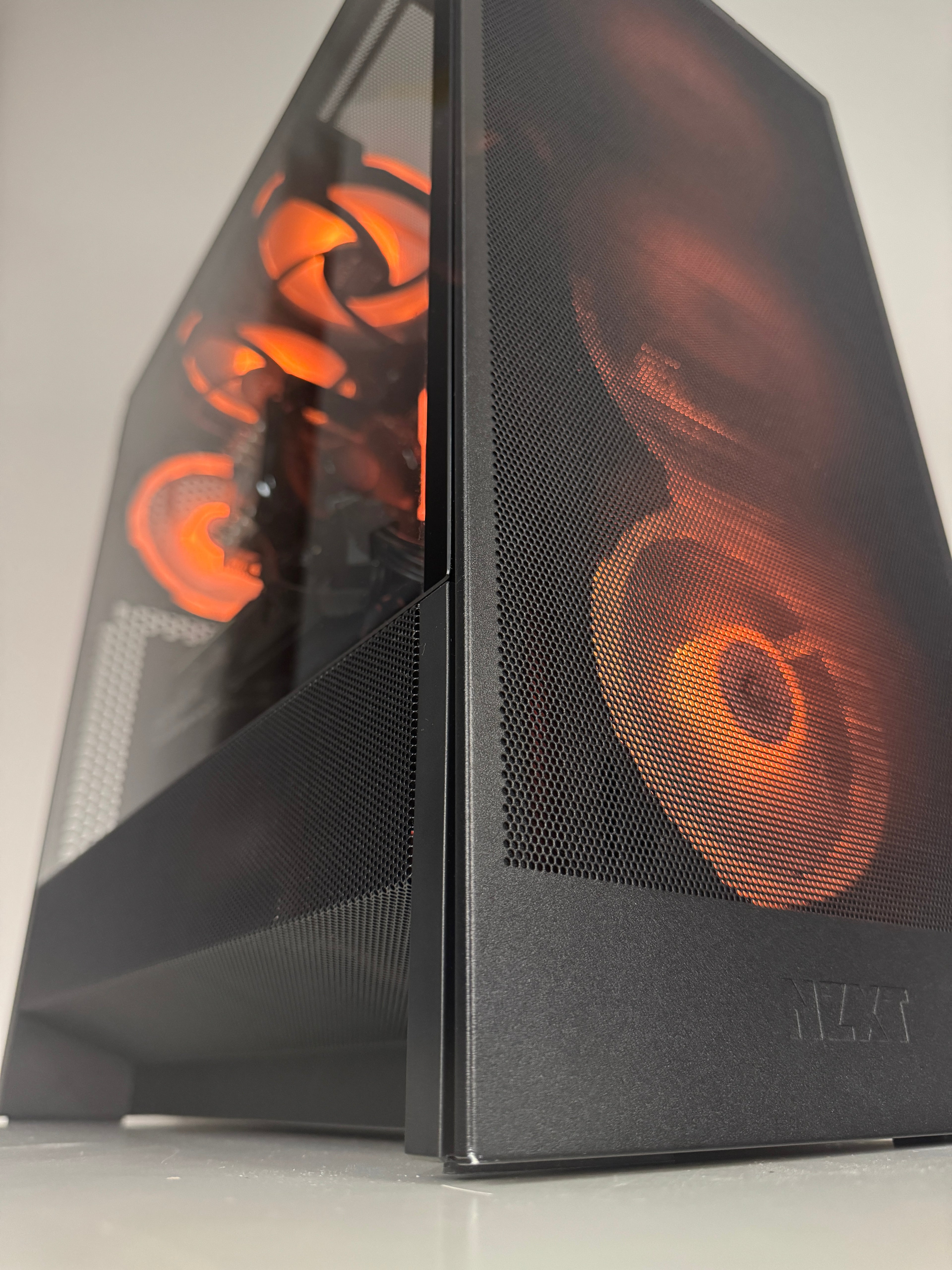 RTX 4070 GAMING PC