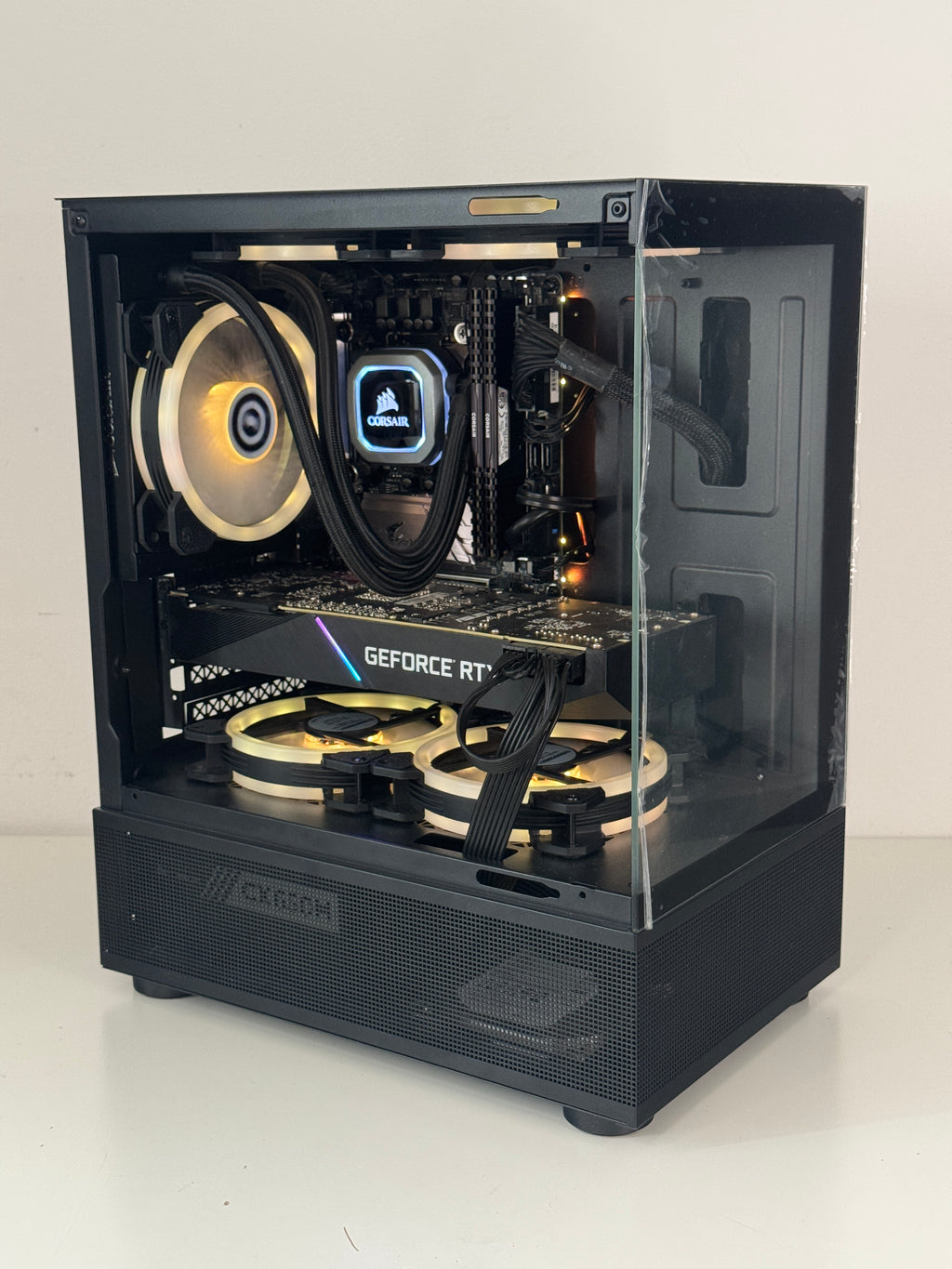 RTX 2080 SUPER GAMING PC