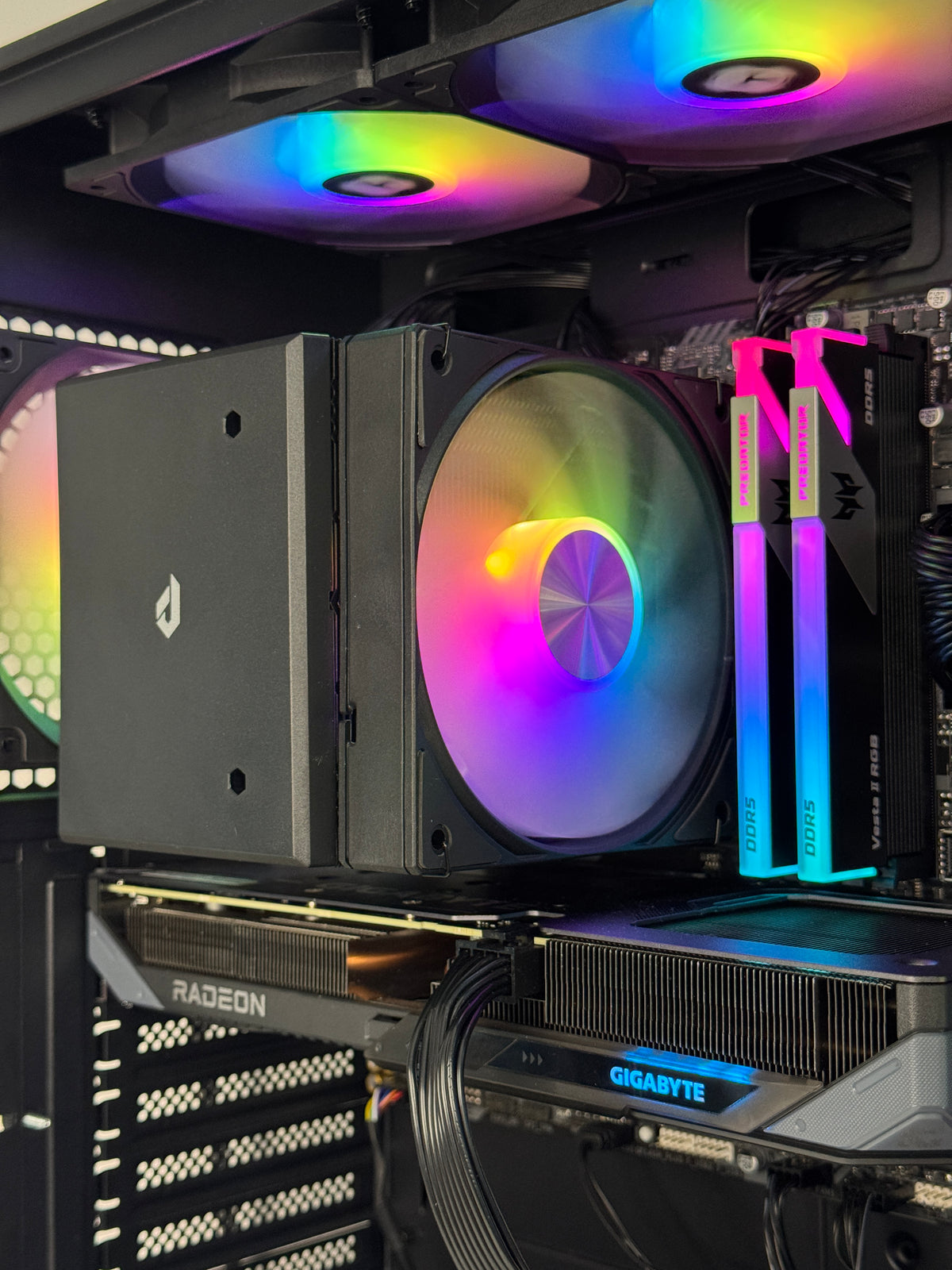 RX 9060 XT Gaming PC