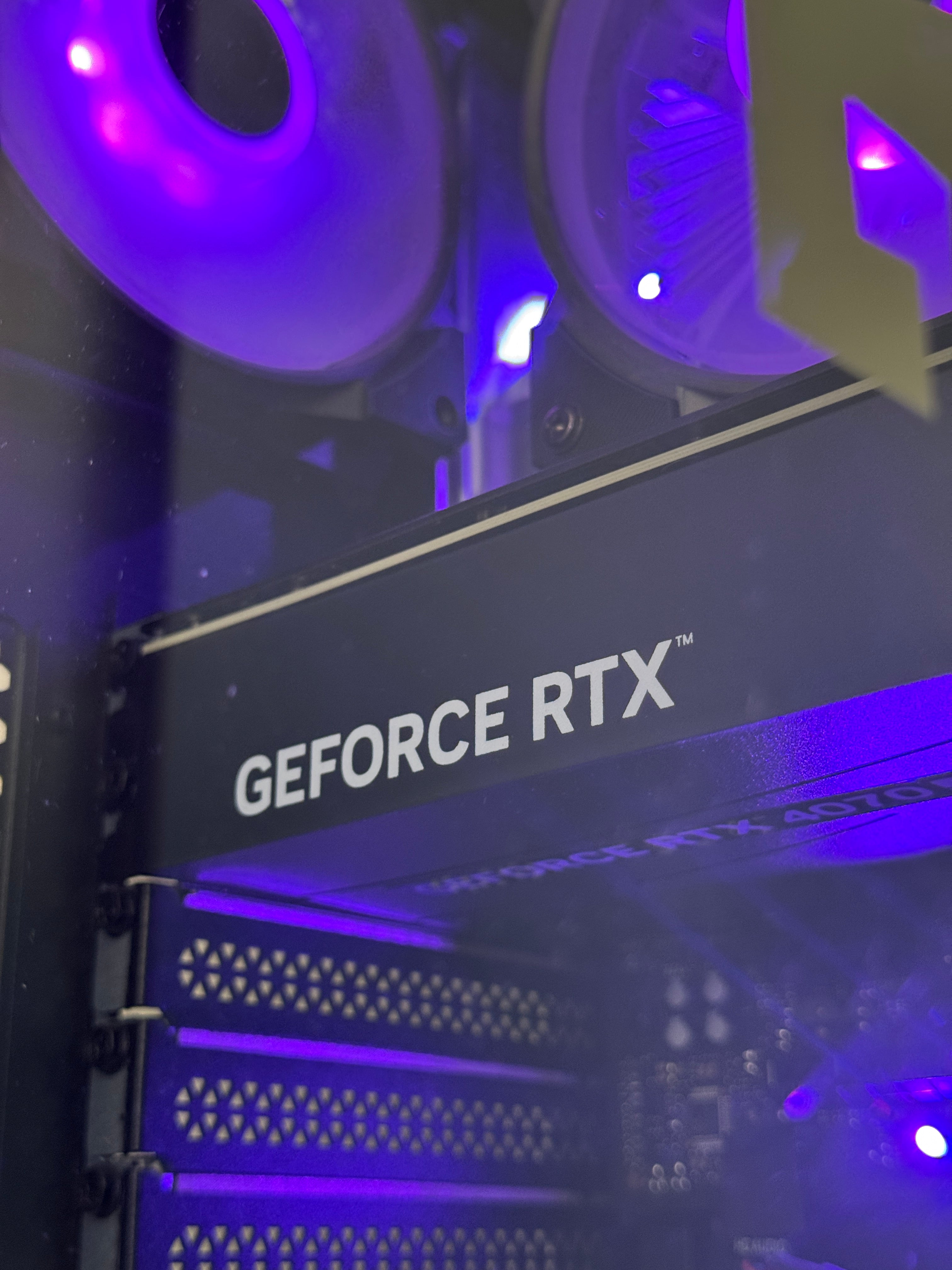 RTX 4070 SUPER Gaming PC