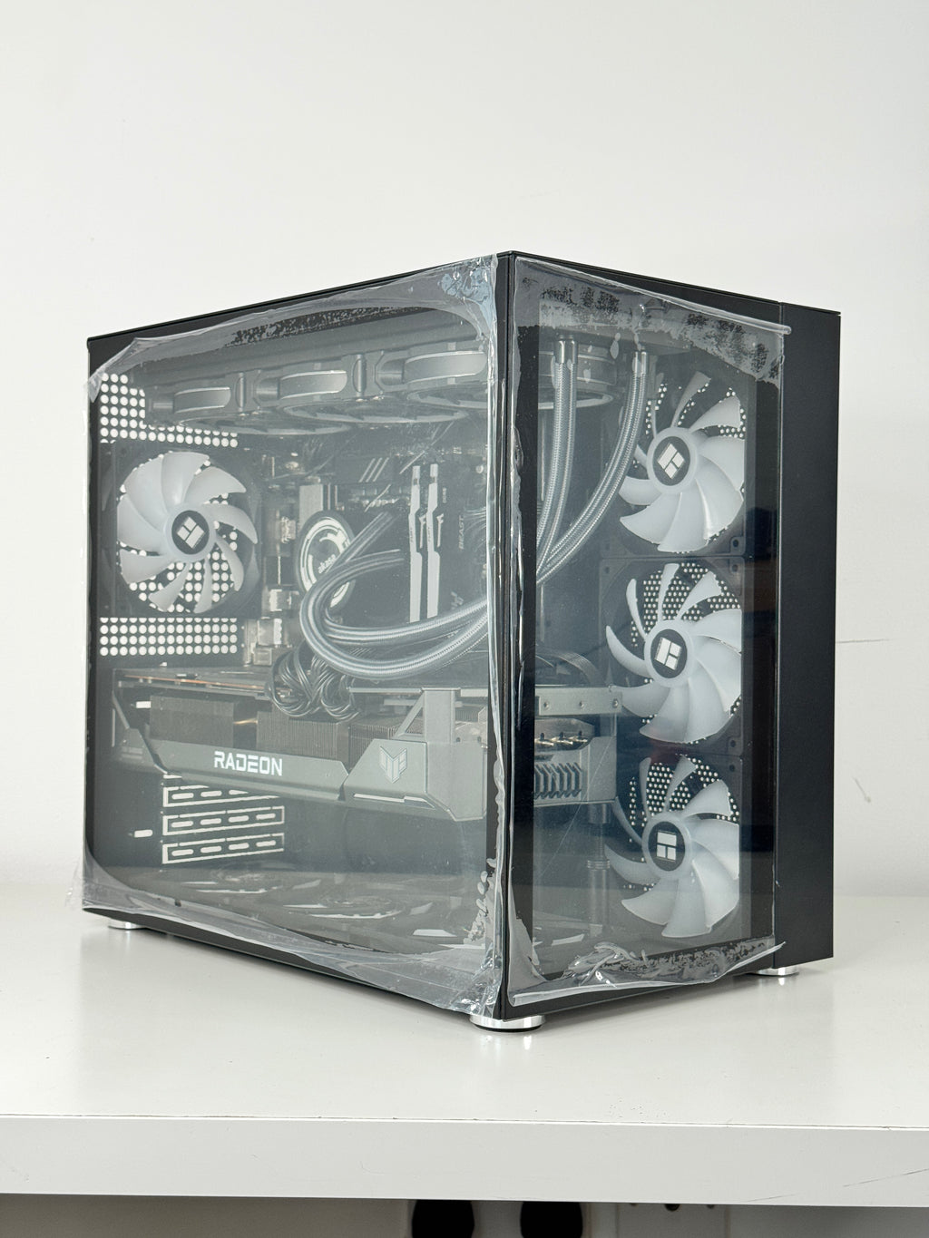 Ultra Gaming PC – RX 7900 XT 20GB & i5 14400F